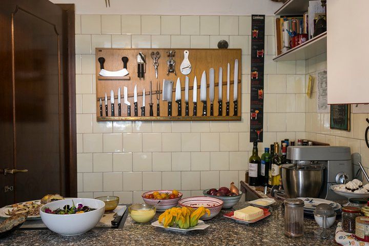 Private cooking class with lunch or dinner at a local's home in Ragusa