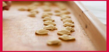 Cesarine: Home Cooking Class & Meal with a Local in Brindisi