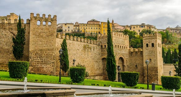 photo of view of Touristic view of the streets and details in downtown Toledo, Spain.