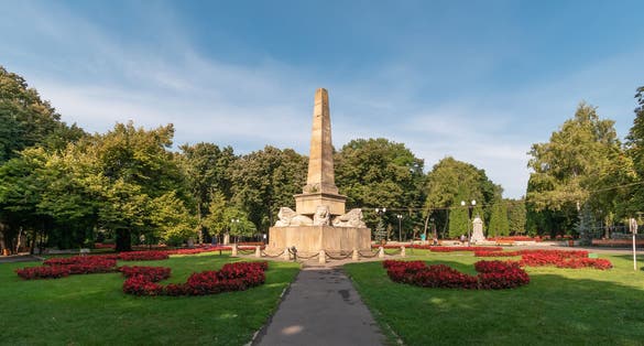  Lions' Obelisk a historical monument in Copou Park, Romania.