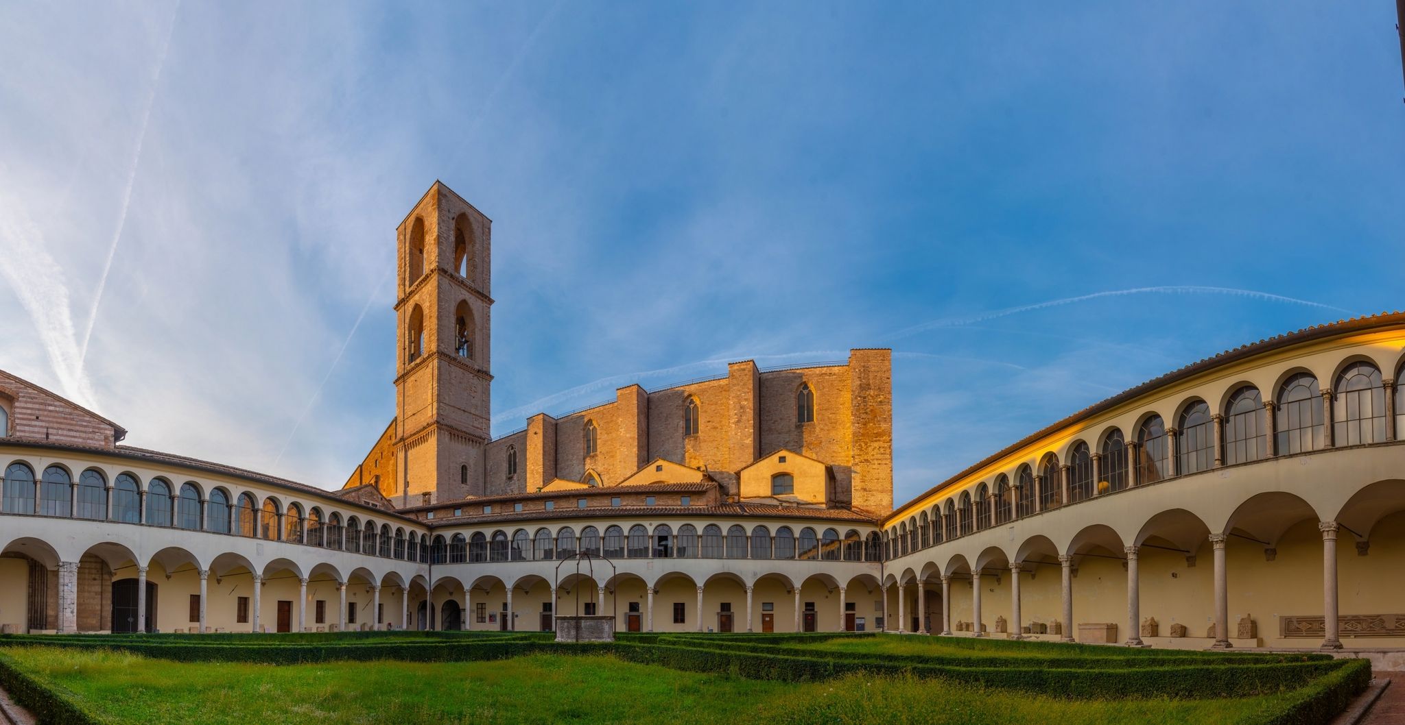 photo of courtyard of the convent of San Domenico in Perugia, Italy .