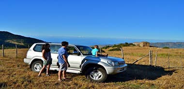  Safari Jeep Wild Adventure