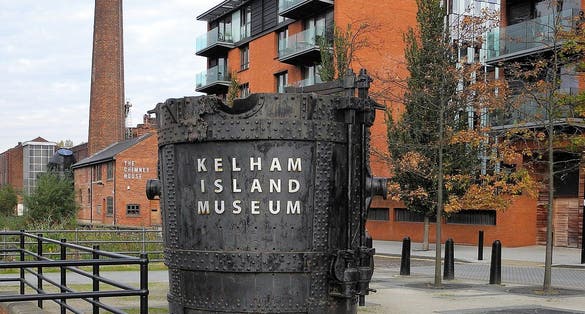 Photo of the Kelham Island Museum is an industrial museum on Alma Street, alongside the River Don, in the centre of Sheffield, England.
