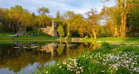 Photo of Nicolae Romanescu Park from Craiova, Romania at sunset.