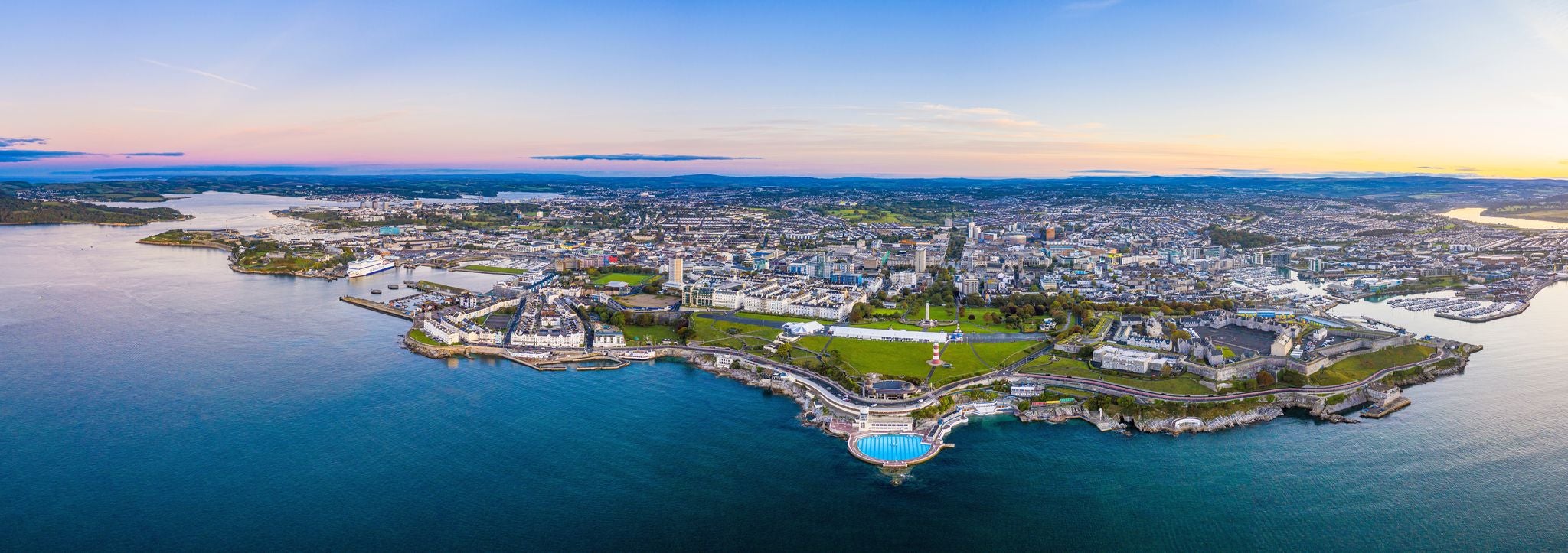 photo of view of Plymouth, city skyline, Hoe Park and lighthouse, Plymouth Sound, Devon, England, United Kingdom, Europe