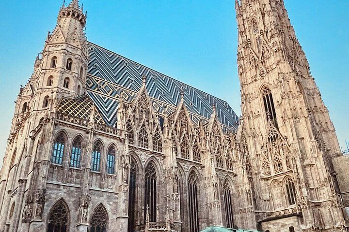 Vienna Airport to Vienna City Private Airport Transfer Austria