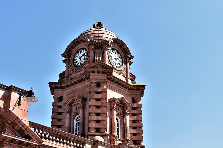 2 Hours Private Walking Adventure in Nottingham