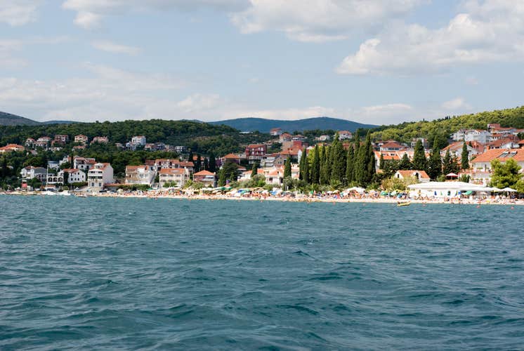 クロアチア、オクルグ・ゴルニにある10日間のビーチ休暇