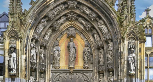 photo of Keizer Karelplein of the north portal of the Basilica of Saint Servatius in Maastricht, the Netherlands.