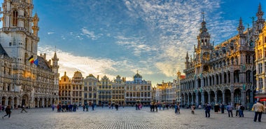 Photo of Lille, the Porte de Paris, view from the belfry of the city hall.