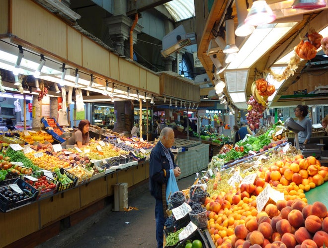 Interior_view_-_Mercato_Orientale_-_Genoa,_Italy_-_DSC02475.jpeg