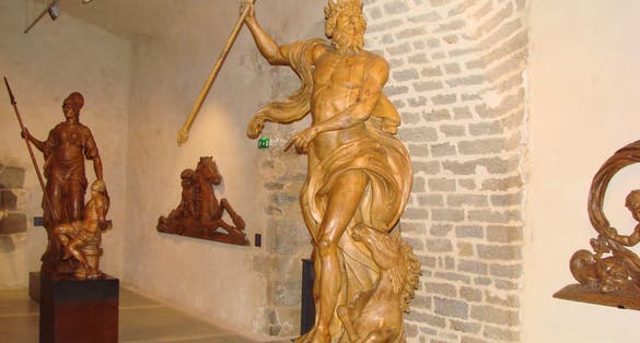 Neptune sculpture by Yves Collet exhibited in the Musée national de la Marine.