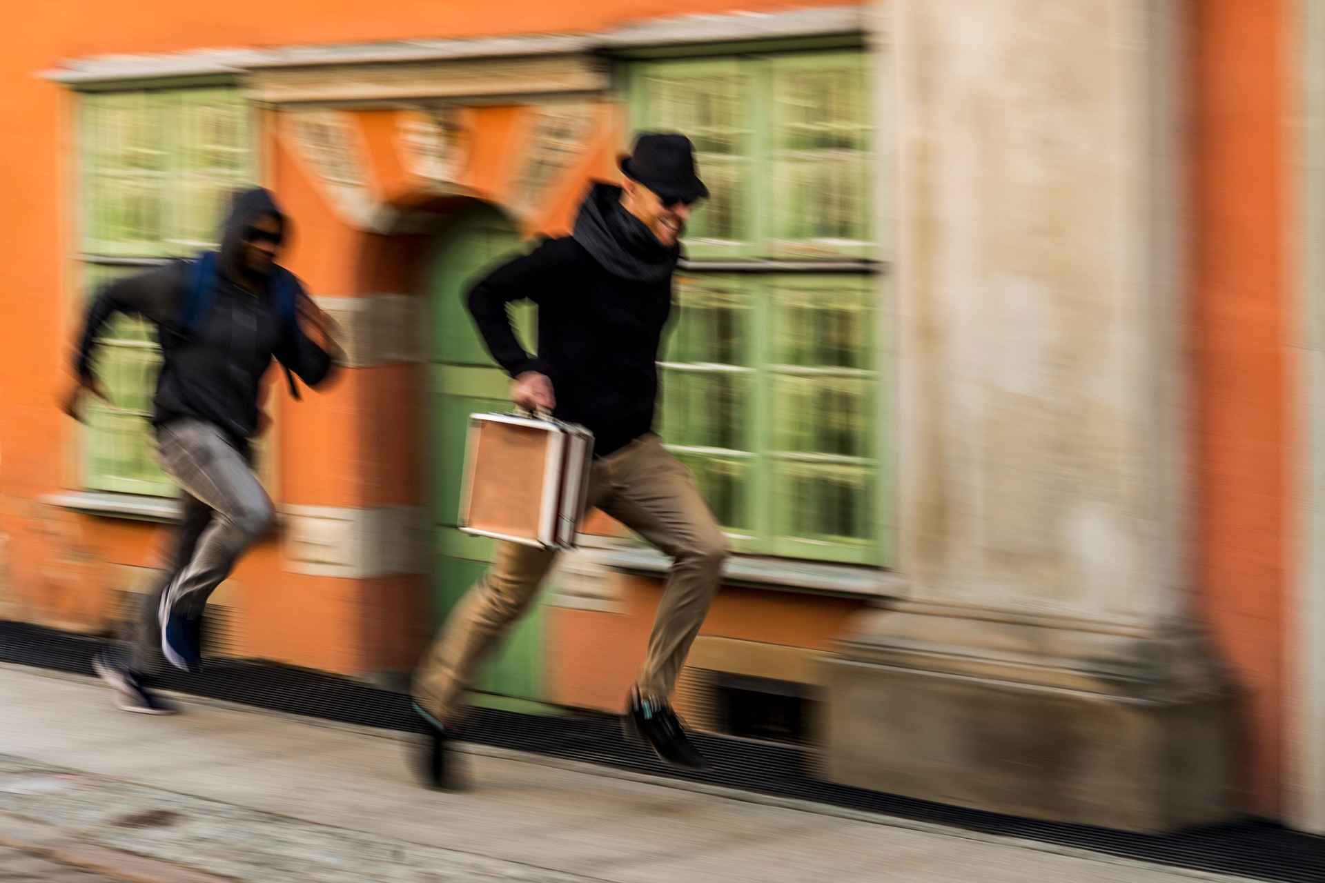 Szczecin: Spy-Themed Walk & Game with Host