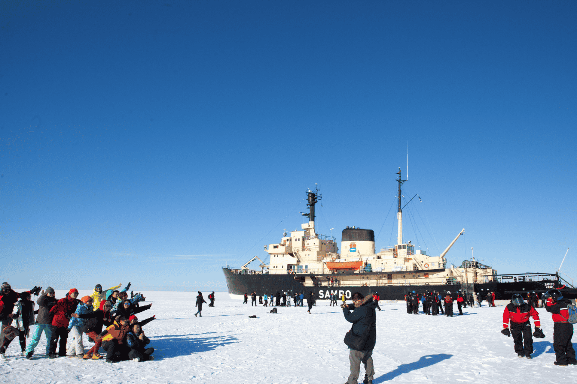 From Rovaniemi: Icebreaker Sampo Cruise and Ice Floating