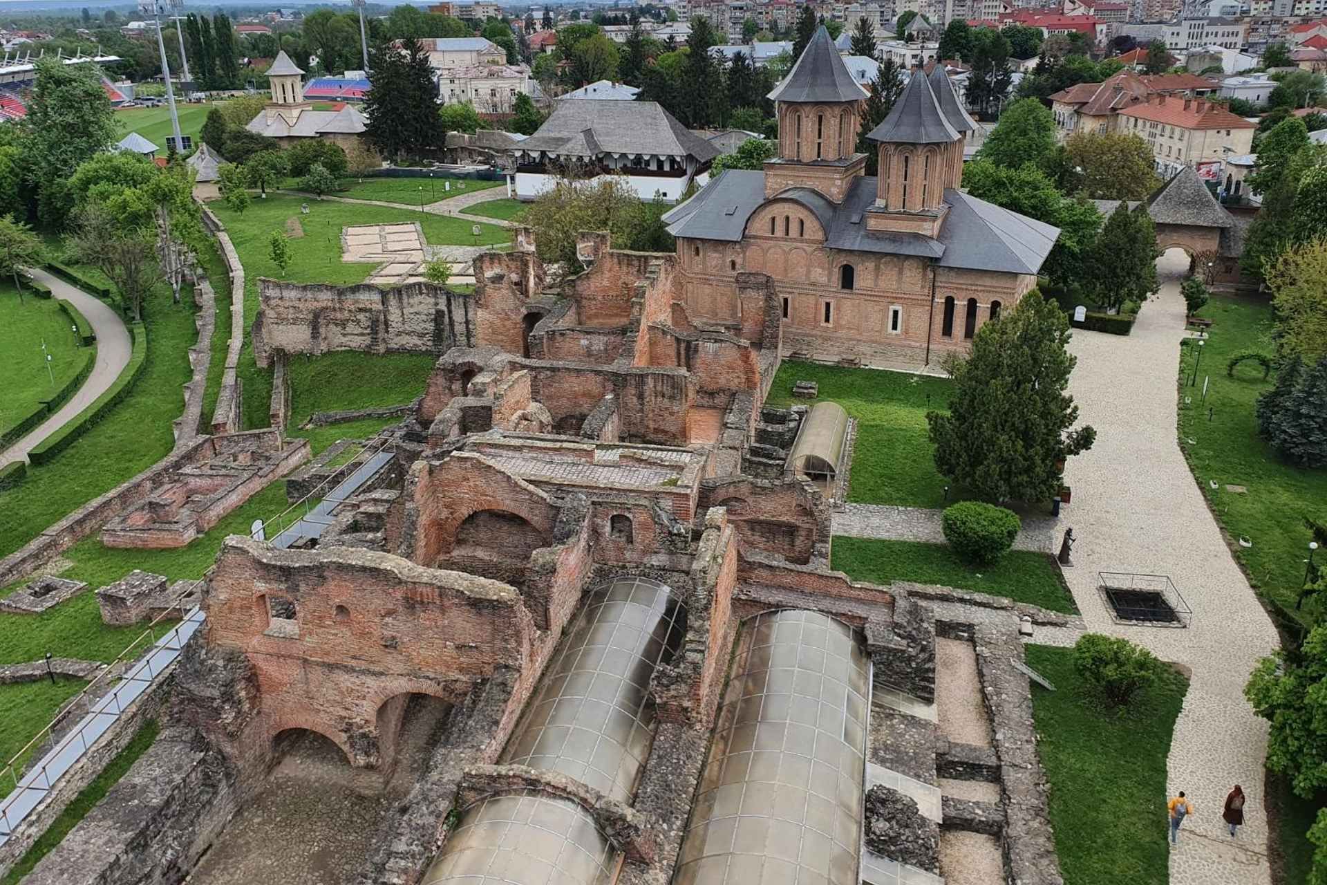 Real Dracula Princely Court and Real Dracula's Fortress