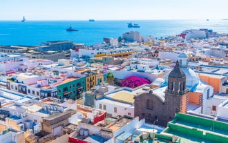 Photo of aerial view of beautiful landscape with Cathedral Santa Ana Vegueta in Las Palmas, Gran Canaria, Canary Islands, Spain.