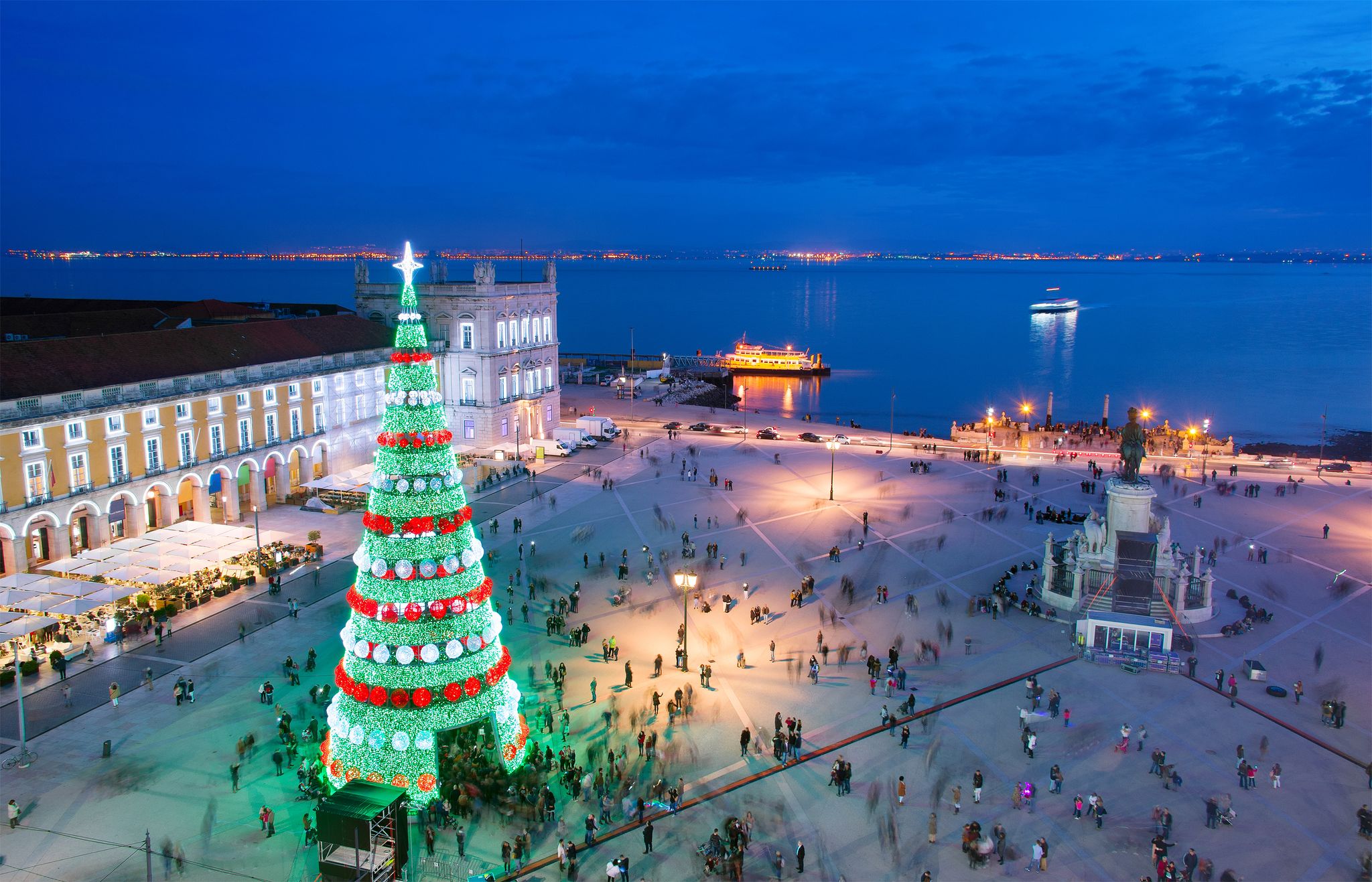 Visiting Lisbon in December: A Comprehensive Guide