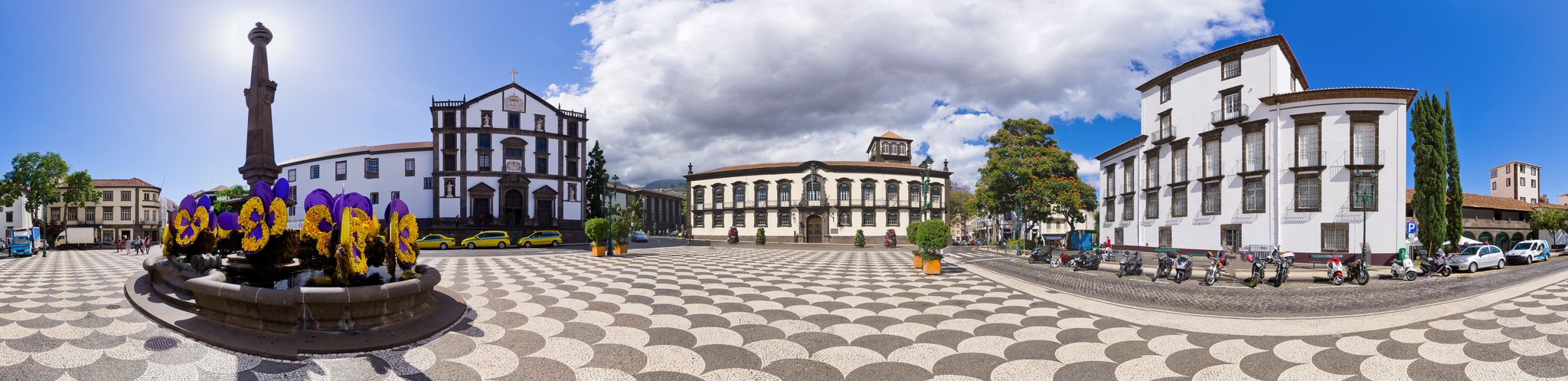 "Praca do Municipio" square. Funchal, Madeira, Portugal