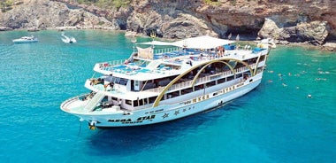 Kemer Mega Star Boat Trip With Hotel Transfer and Lunch 