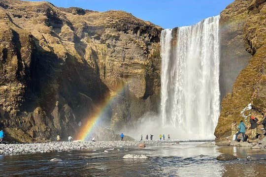 Iceland in August: Everything You Need To Know