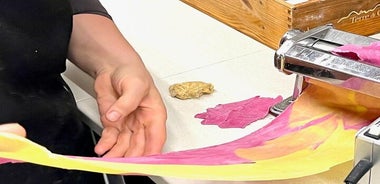 Colorful Pasta Tagliatelle and Ravioli Cooking Class near Arezzo
