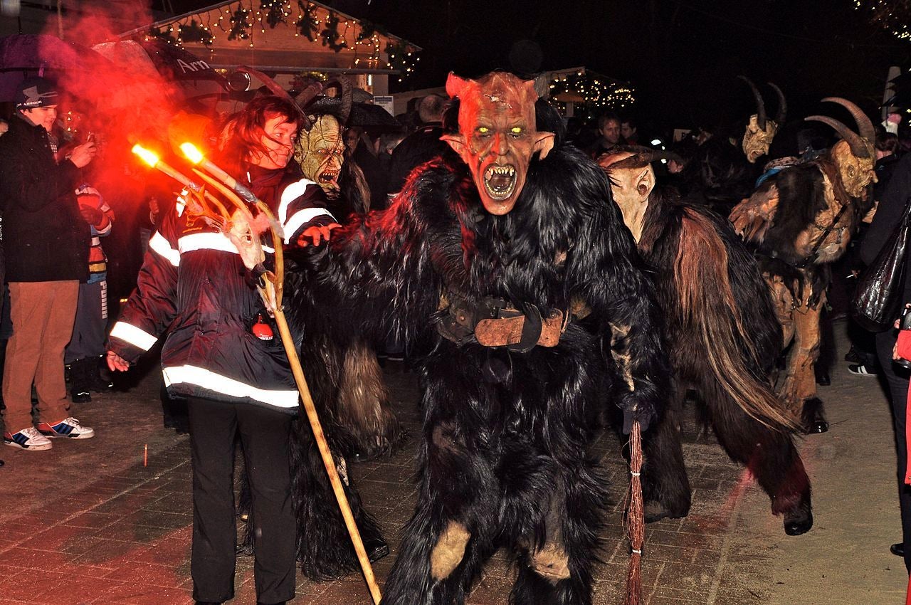 1280px-Poertschach_Krampuslauf_30112012_944.jpg