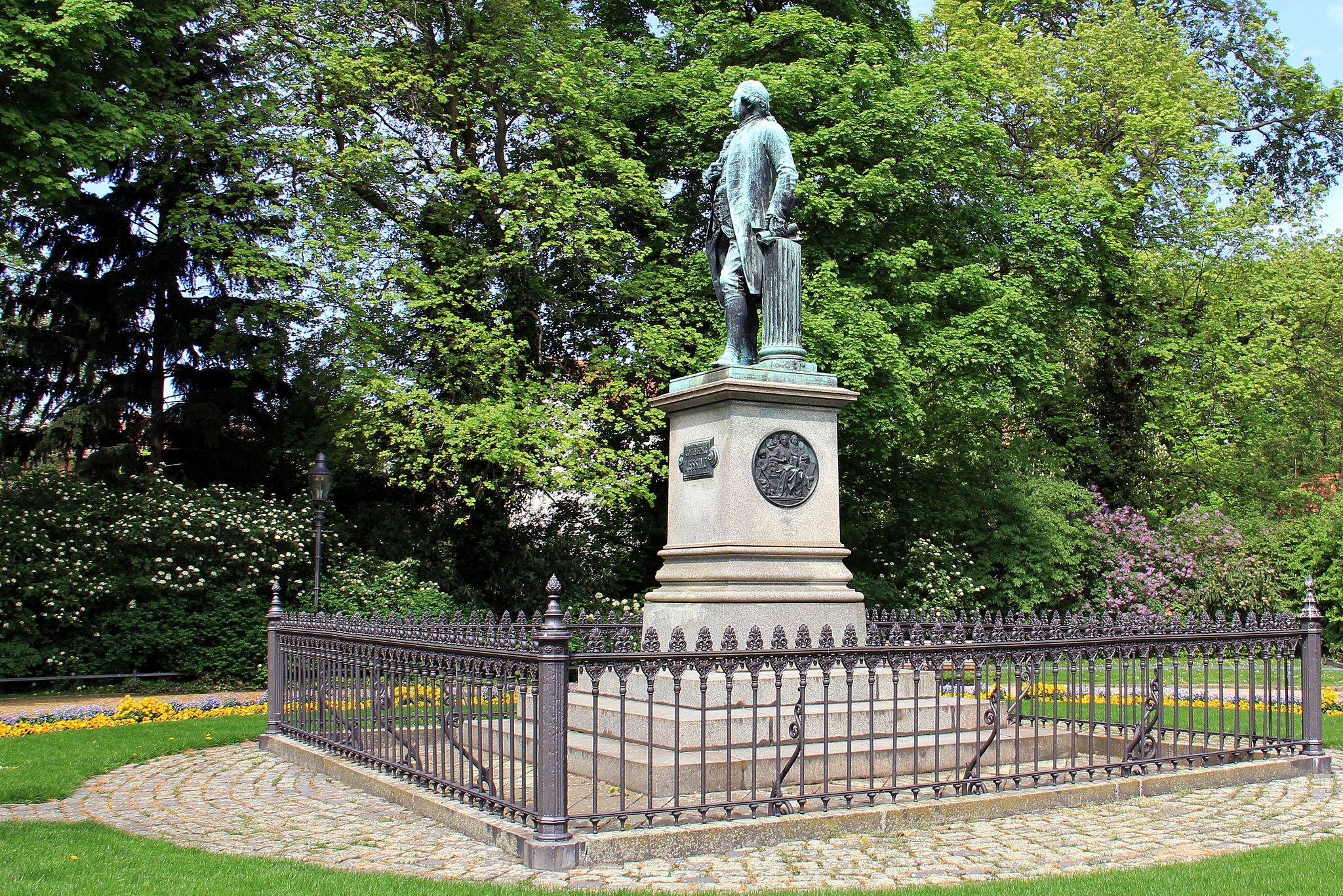 Photo of Monument in Brunswick - Sculpture - Gotthold Ephraim Lessing - writer, philosopher, dramatist, publicist and art critic, and an outstanding representative of the Enlightenment era.