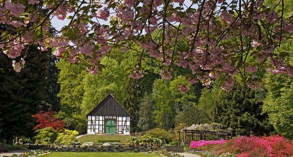 Photo of Bielefeld, half-timbered house in the botanic garden,