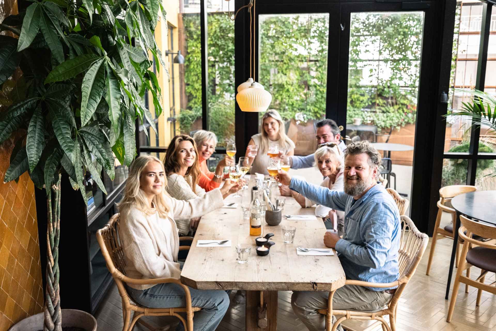 Ålesund: Guided Food Walking Tour