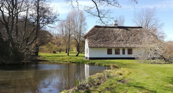 Photo of house in Mindeparken in Aarhus, Denmark.