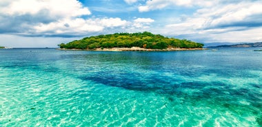 Sarandë - town in Albania