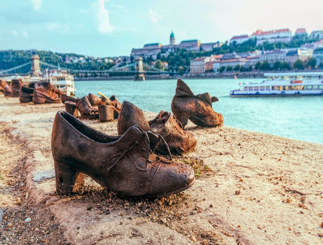 Shoes on the Danube Bank 2.jpg