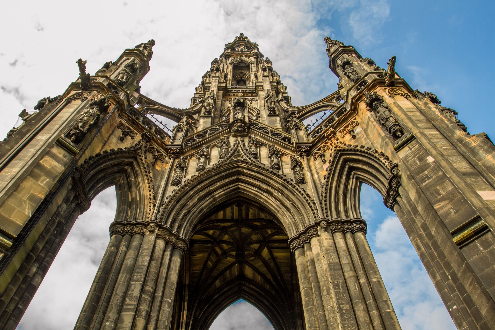 Photo of Scott Monument in sunny Edinburgh, Scotland.