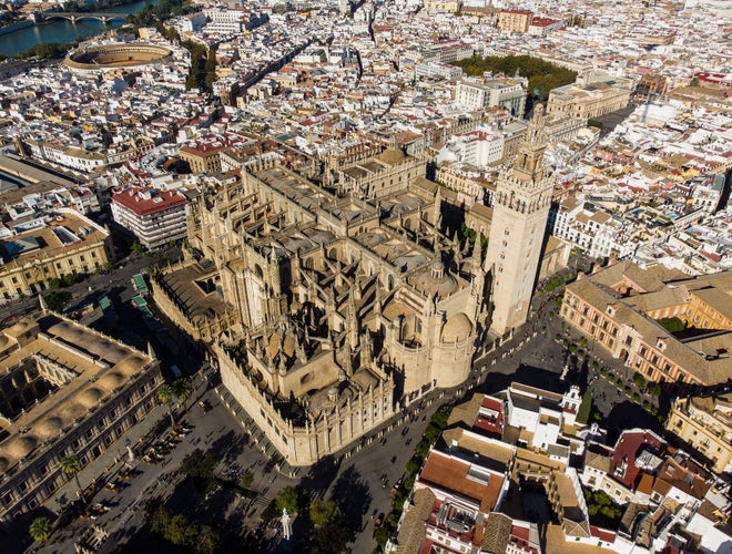Seville, Spain Aerial view of the famous Sevilla cathedral and the Giralda tower in Andalusia largest city..jpg