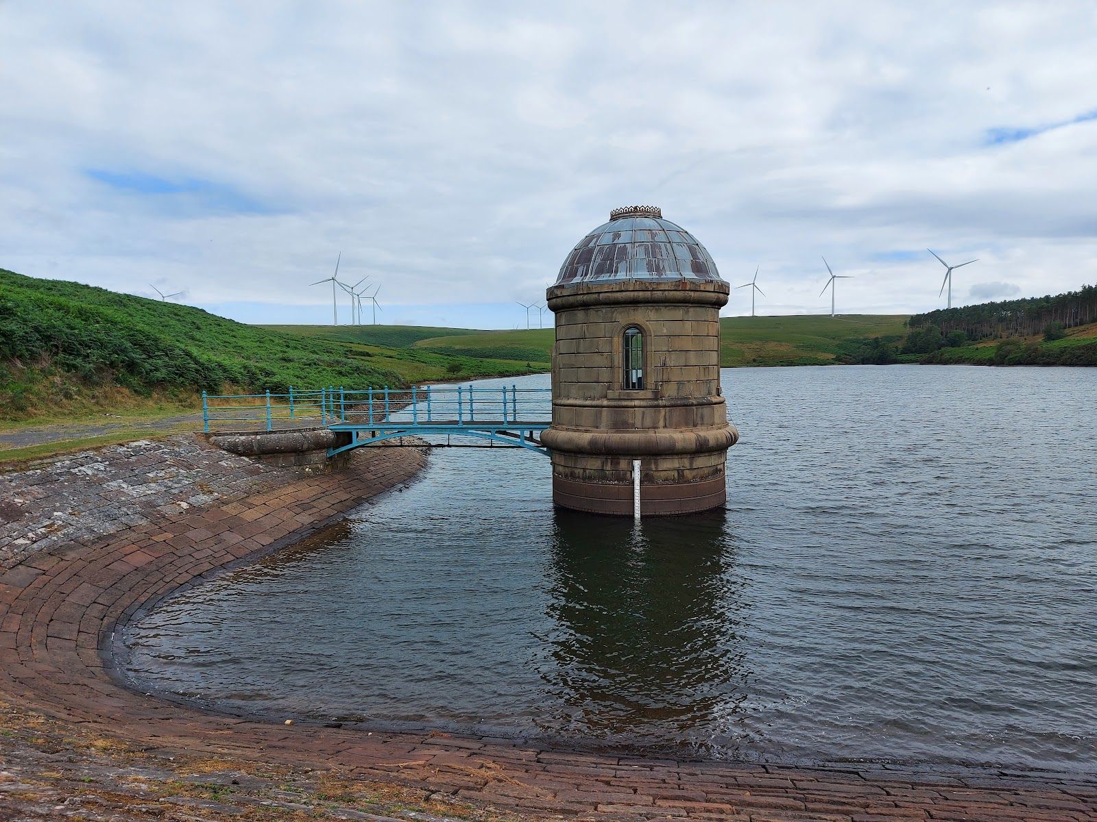 Lower Lliw Reservoir Cafe & Fishery, Mawr, Swansea, Wales, United Kingdom