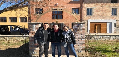 Cavedoni Balsamic Vinegar Tour: The Oldest in Modena