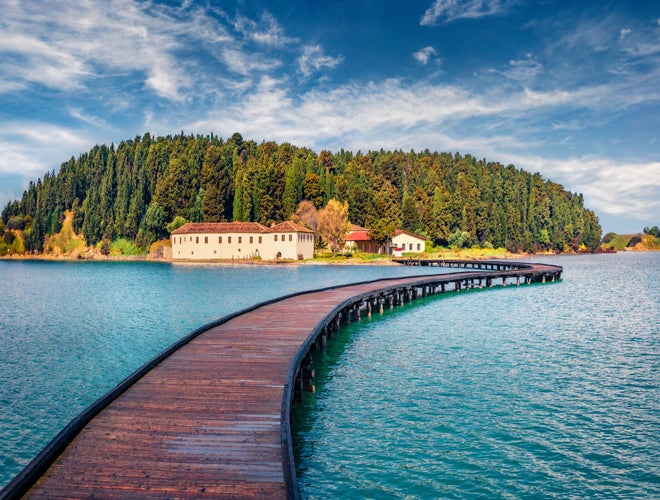 shutterstock_1971081890 (1).jpg