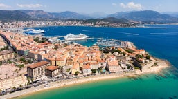 Loty z Ajaccio we Francji do Europy