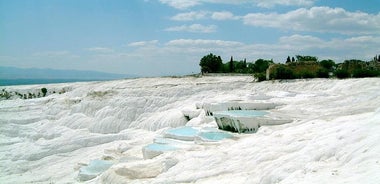 Sources chaudes de Pamukkale et ville antique de Hiérapolis au départ de Belek