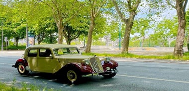 Descubra París en 1 hora: recorrido divertido y eficiente en 2CV o tracción