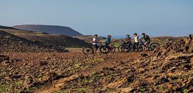 Ebike ferð með sjálfsleiðsögn til Popcorn ströndarinnar og norðureldfjallanna