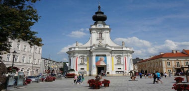 From Krakow: Full-Day Wadowice & Czestochowa Tour