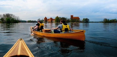 ОСТРОВ ЗАМКА - Премиум экскурсия на каноэ в Тракайском историческом парке