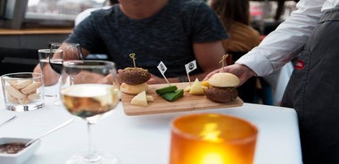 Crucero por Ámsterdam con degustación de vino y queso 