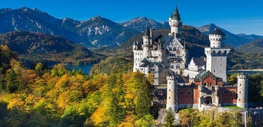 Tour de día completo en grupo pequeño en Neuschwanstein desde Innsbruck