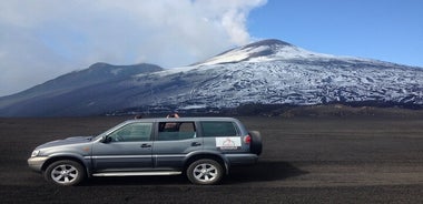 4x4 のエトナ ツアー