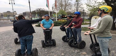 Recorrido guiado en Segway en vivo ️por lo más destacado️ de Budapest