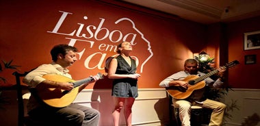 Lisbon: Intimate Live Fado Music Show with Port wine