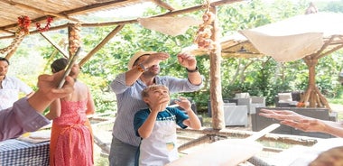 Scuola di Pizza con Degustazione Vino e Limoncello in Fattoria