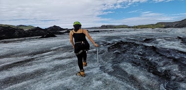 Escursione di 3 ore per piccoli gruppi sul ghiacciaio Solheimajokull